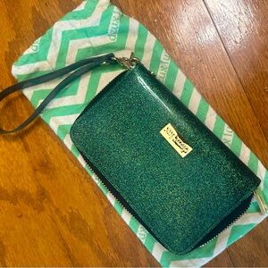 Glitter green wristlet